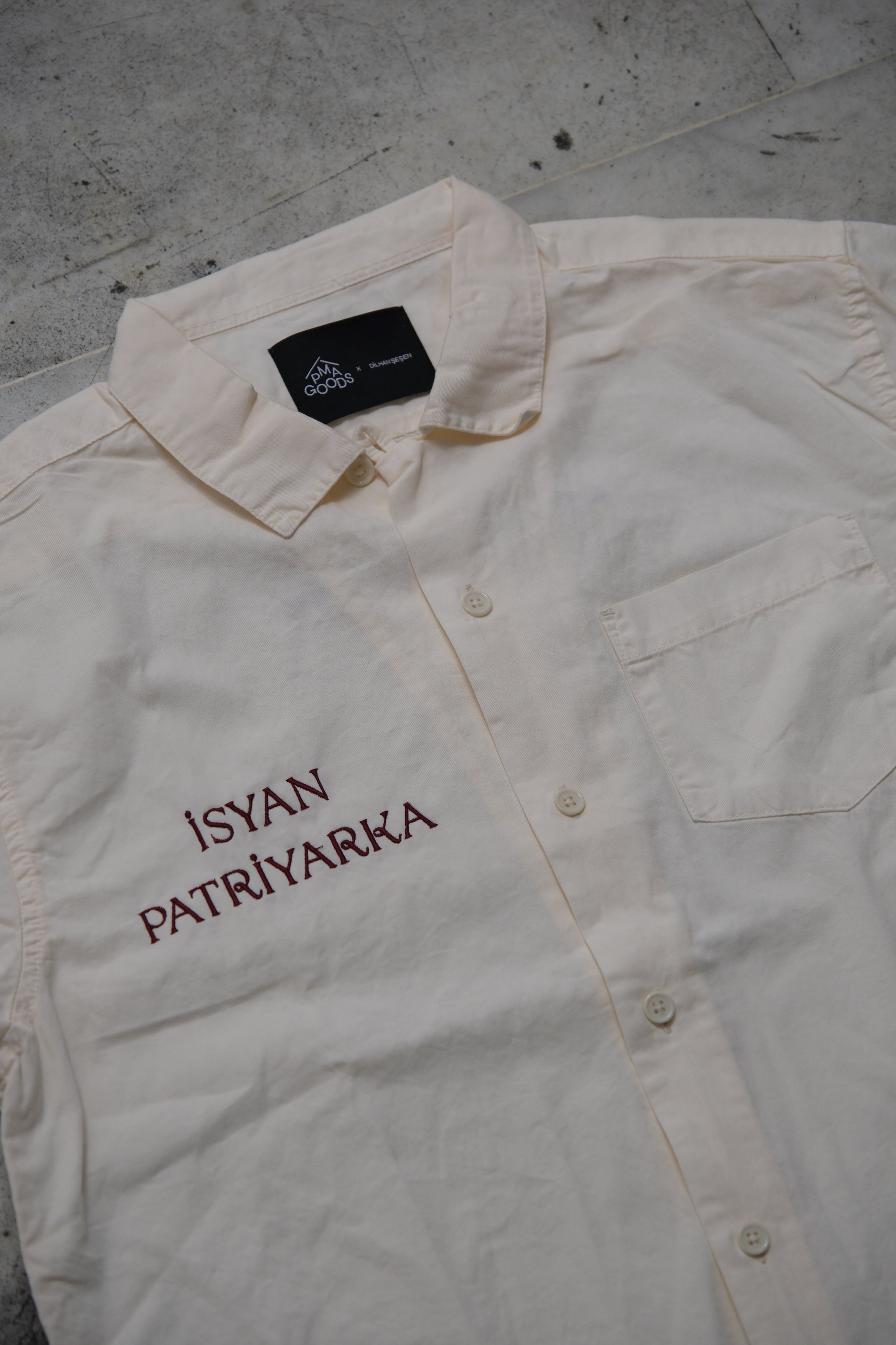 İsyan Patriyarka Gömlek